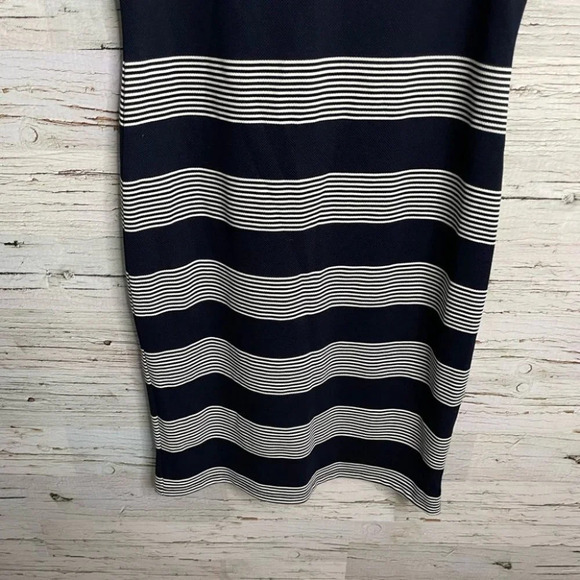 Ronni Nicole striped dress midi navy gray size 6 - Picture 2 of 11